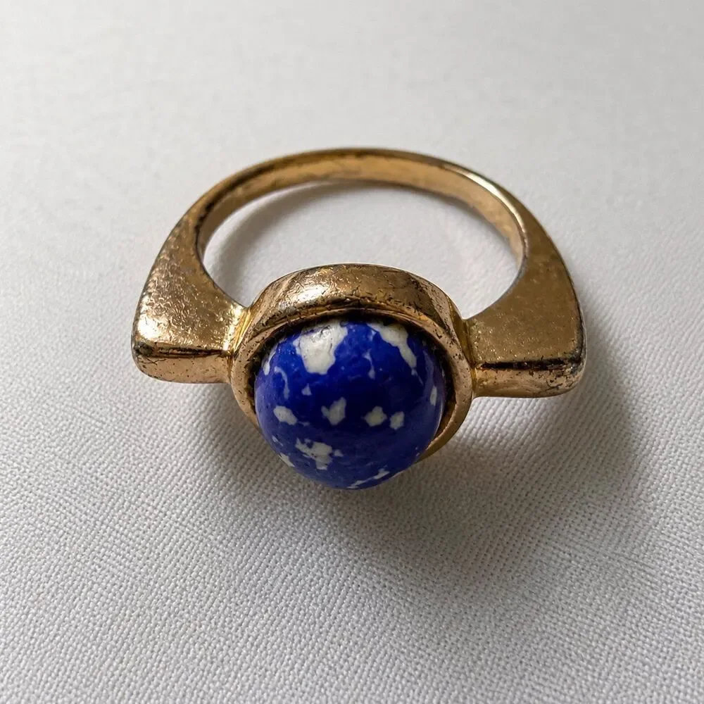 Ring Vintage Gold Tone Blue Speckled Cabochon Statement Ring Boho Retro